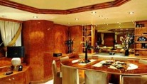 Alexandra K - Dining